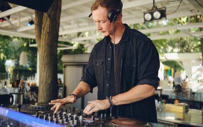 DJ ou playlist, lumière ou pas ? Les bonnes questions pour votre soirée de fin d’année