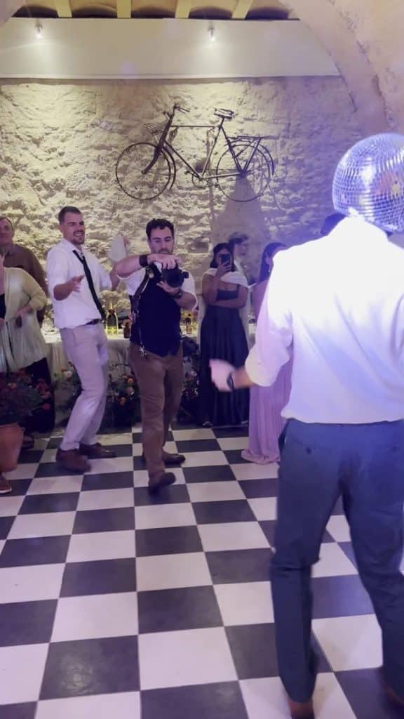 Piste de danse sous la voûte du Château Sainte-Cécile